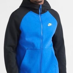Nike Tech Fleece Sweater